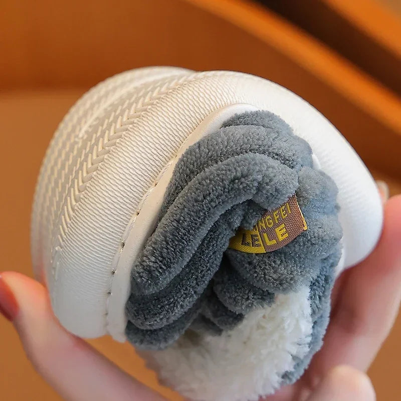 CozyStep™ – Chaussons Enfants Hiver Doux & Antidérapants | Garçons & Filles